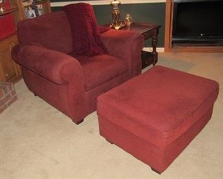Chair w/Ottoman