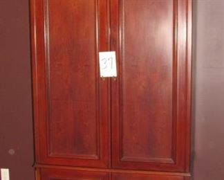 Armoire/Entertainment Center