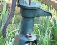 Water Pitcher Pump