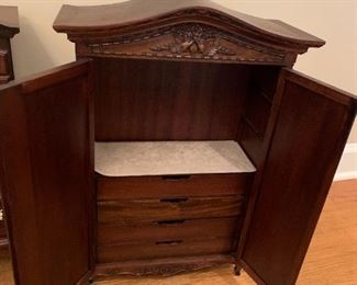 #24	Miniature salesman sample bird carving wardrobe 4 drawers 2 doors 14x6x20	 $100.00 
