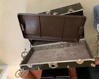 #68	Black metal trunk with plastic tray 30x16x13	 $30.00 
