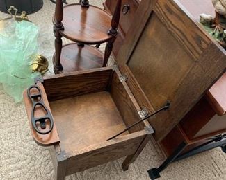 #87	Oak square cabinet with shoe shine insert 16x16x16	 $100.00 
