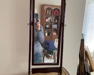 #99	Bombay small floor mirror 10x30	 $20.00 
