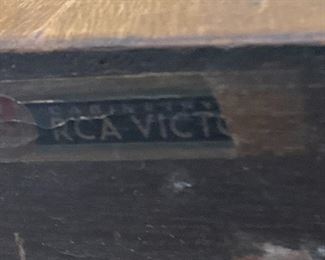 #164	Old RCA Victor - Radio (as is) - 25x11x40	 $75.00 
