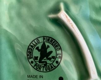 #245	Bordallo Pinneiro Portugal china Lettuce Platter	 $30.00 
