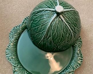 #247	Bordallo Pinneiro Portugal china Lettuce Covered Cake Stand	 $70.00 
