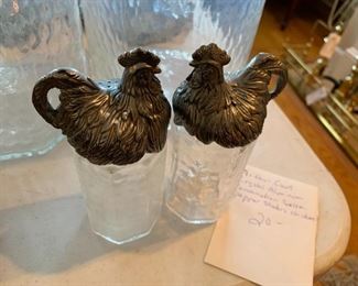 #256	Arthur's Court Aluminum Rooster Top Salt & Pepper w/dimple Glass	 $20.00 
