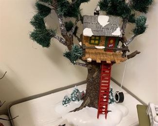 Snow Village - Tree Top Tree House	 $20.00 
