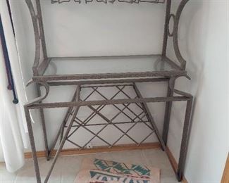 Metal / Glass Wine Rack