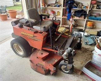 Snapper Z Rider ZTR Lawnmower - 61in Cut - Has 3 Flat Tires and Needs a Battery