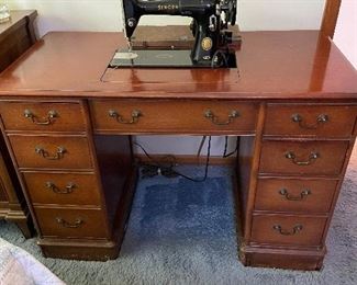 Vintage Singer Sewing Machine