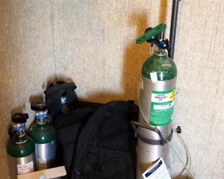 Compressed Gas Oxygen Tanks, Various Sizes, Qty 4, Air Tank Bags, And Oxygen Regulator
