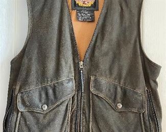 Harley Davidson distressed leather vest (large)