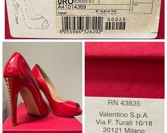 Valentino ladies size 6.5 heels 👠 👠