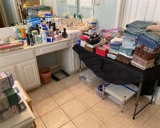 Great towel selection & toiletries .!