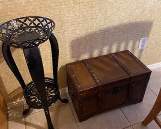 Metal plant stand, trunk