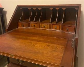 #31	Maddox Small Secretary w/Key w/top Cubbies w/4 drawers on q/a Legs - 24Wx15-26.5x39	 $150.00 
