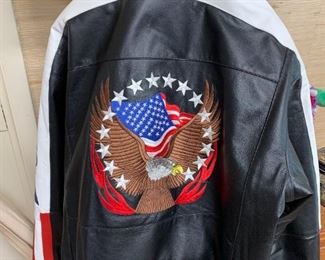 #101	USA Bikers Dream Apparel - Size L - Mens	 $40.00 
