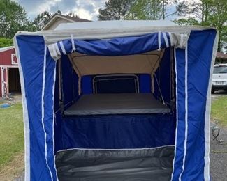 #200   Pop up Camper in excellent condition.  King Size Bed with storage under the Bed    $2500 Firm