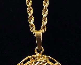 14K Gold Necklace With 1995 American Eagle $5 Gold Coin Pendant (1/10 oz Fine Gold), In 14K Gold Setting, Chain Is 20" Long