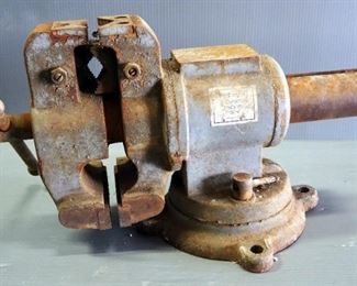 Heavy Duty 4.5" Multi-Purpose Bench Vise