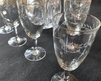 Anchor Hocking Cordial Glasses With Crystal Decanter