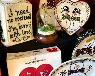 GERMAN WAECHTERSBACH SNOOPY CHRISTMAS PLATES!  HOW MUCH FUN!!!