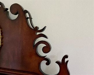 Detail of mirror--carving is impeccable 