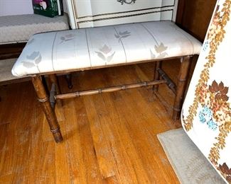 In love with this bamboo style bench. Again the easiest project to recover