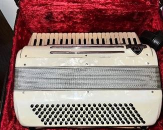 Wiltons accordion