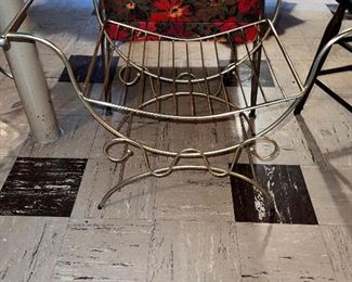 Great little gold bench