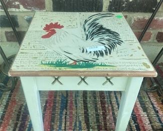 Small rooster table