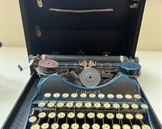 Vintage Corona typewriter