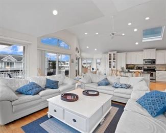 Set of three leather couches -sweet!