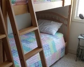 This bunk bed set is available