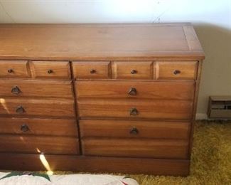 Chest of drawers detail