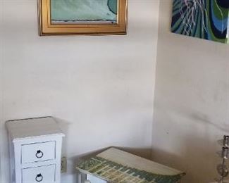 Cute accent furniture & art