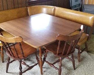 Dinette set detail - harvest gold is back!