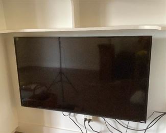 JACR604 Vizio 42 Inch TV