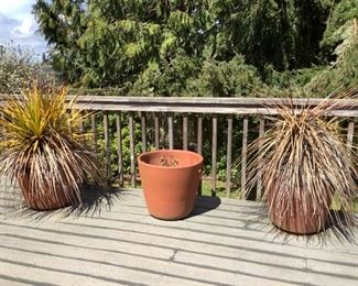 JACR603 Three Large TeraCotta Planters