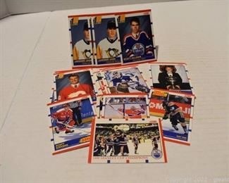 1990 Score Hockey Cards