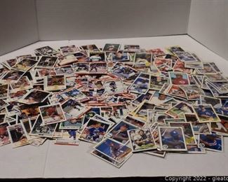 Miscellaneous Baseball Hockey and Basketball Cards