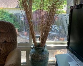 	#28	Large pottery 23"H	 $25.00 	