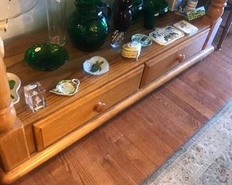 Items Located In The Entry Way