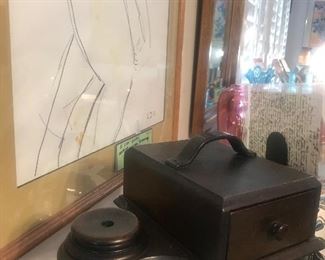 Items Located In The Family Room