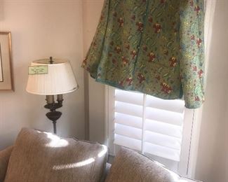 Items Located In The 1st Bedroom ( Master) 