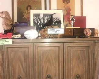 Items Located In The 1st Bedroom ( Master) 