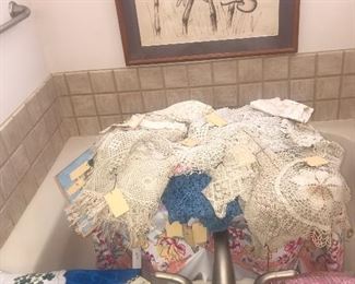 Items Located In The 1st Bedroom ( Master)  Bathroom