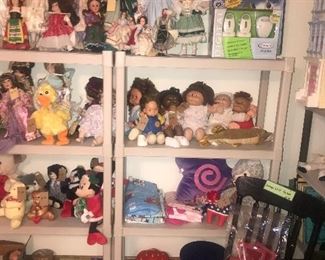 Items Located In The Lower Level 2nd Bedroom