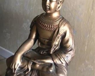 Buddah statue 21" tall